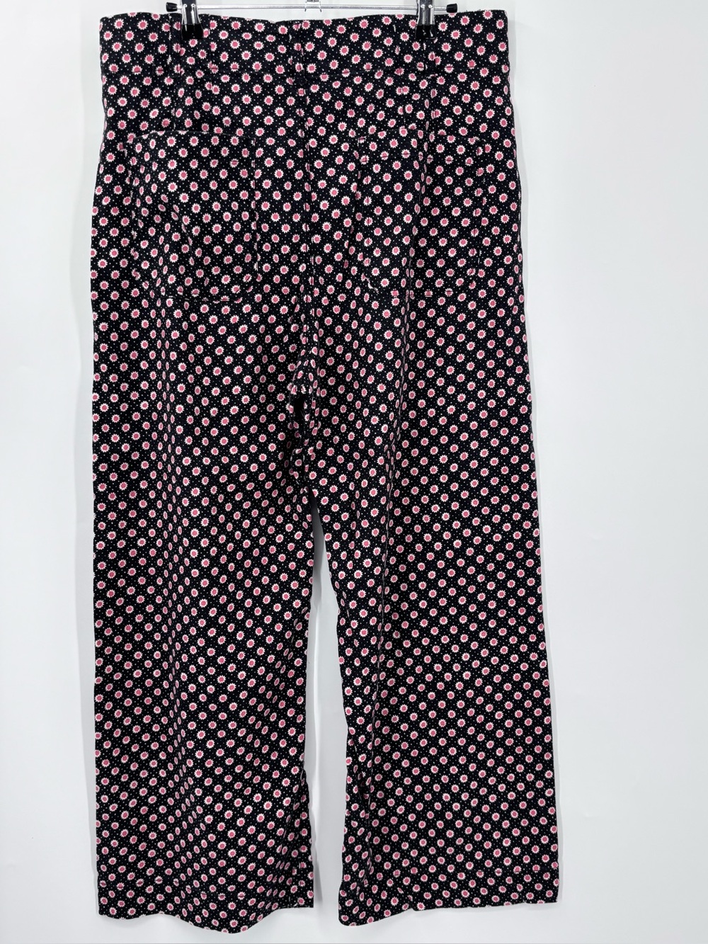 Anthropologie Black and Cream Wide-Leg Printed Crop Pants - Picture 5 of 12